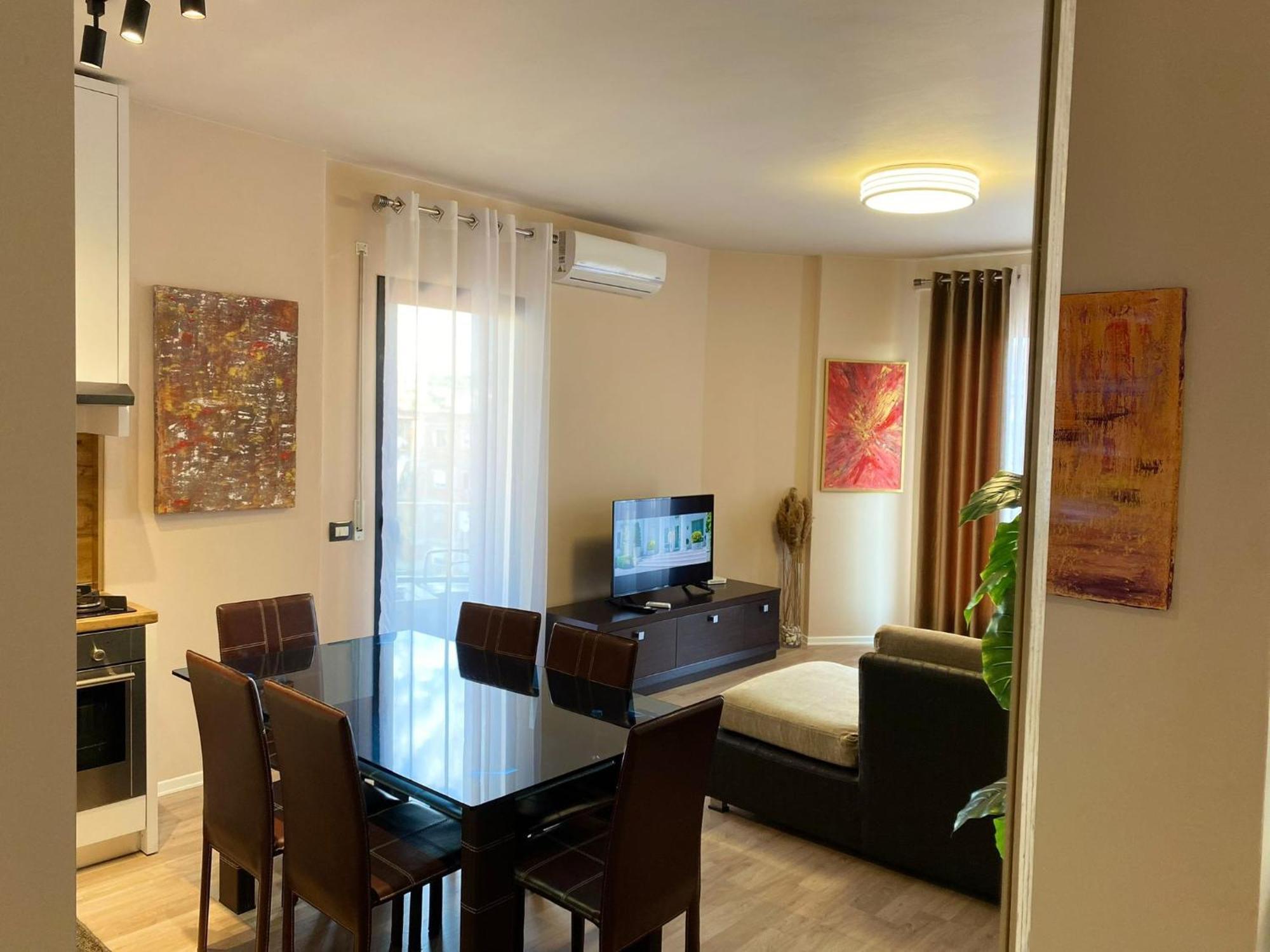 Nemis Apartments In The Centre Of Tirana Four Free Parking Zewnętrze zdjęcie