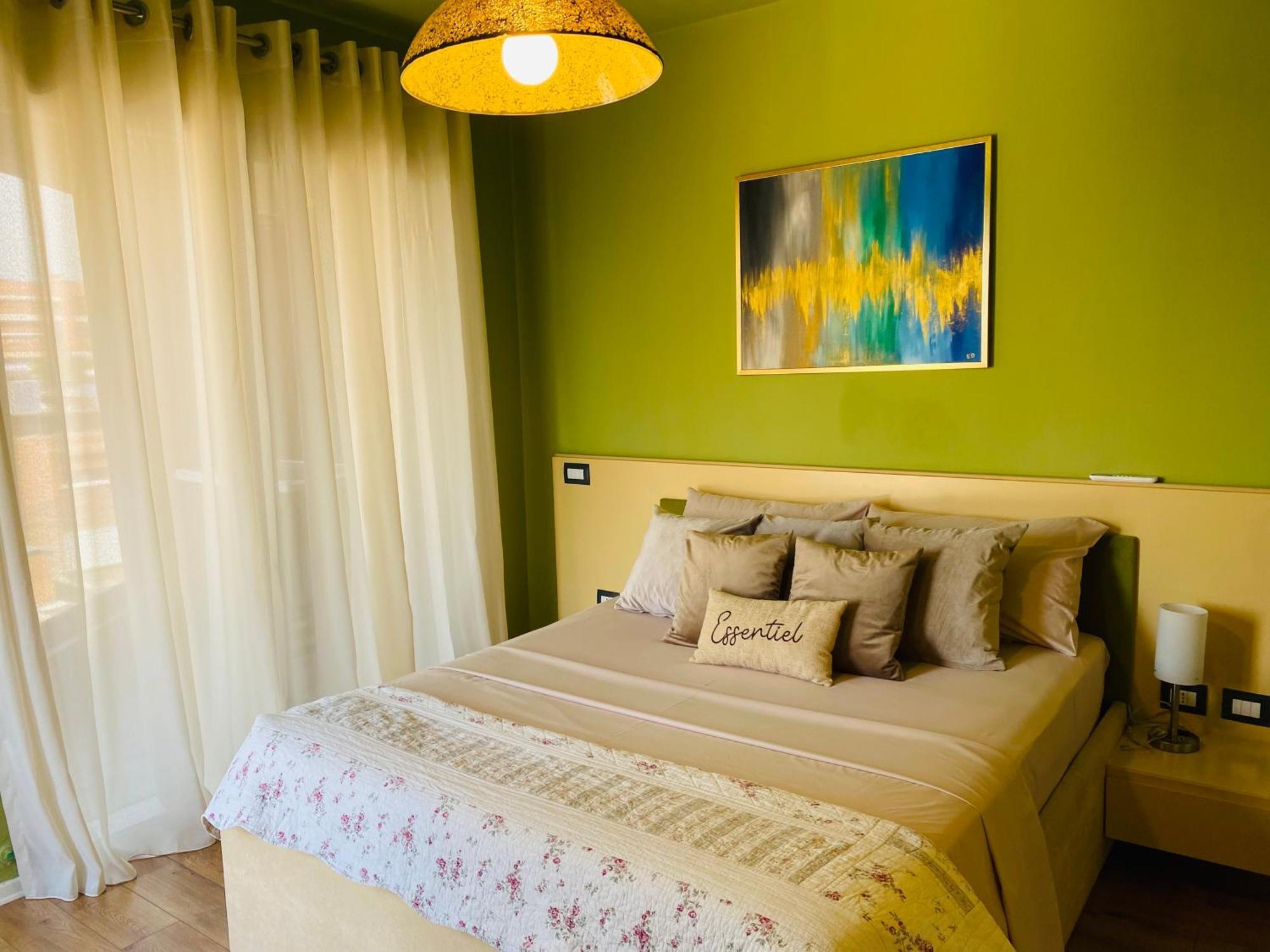 Nemis Apartments In The Centre Of Tirana Four Free Parking Zewnętrze zdjęcie